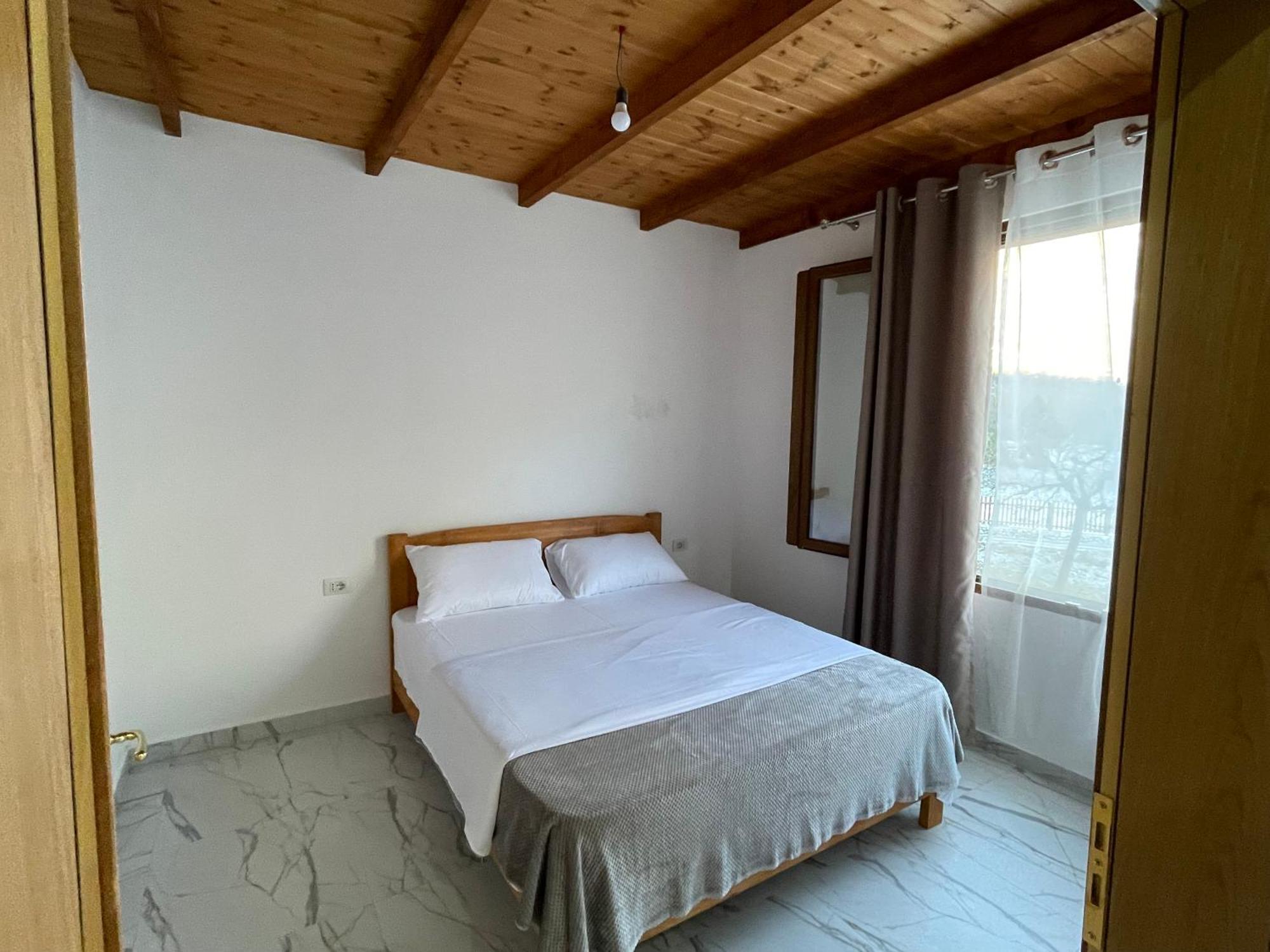 Xhovani Zelna Nderlysaj Exterior foto